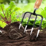 Guide to Using a Garden Fork for Aeration: Essential Tips & Tricks