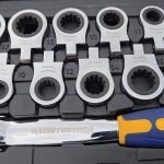 Guide to Using a Ratchet Wrench in Tight Spaces: Expert Tips