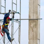 Guide to Using Safety Harnesses for Scaffolding: Essential Tips