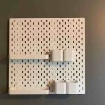 How to Set Up a Wall-Mounted Pegboard: Easy Steps for Perfect Organization