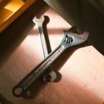 Guide to Using a Ratchet Wrench in Tight Areas: Expert Tips