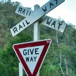 How to Choose a Circular Saw Guide Rail: Expert Tips